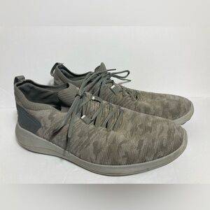 FootJoy gray camo sneakers Size 11 1/2 M Flex XP